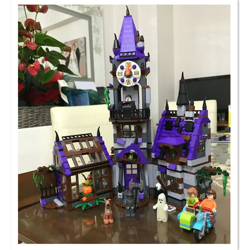 

IN STOCK XYTMC 10432 860pcs Scooby Doo Mysterious Ghost House Building Block Toys Compatible 75904 Blocks For Children gift