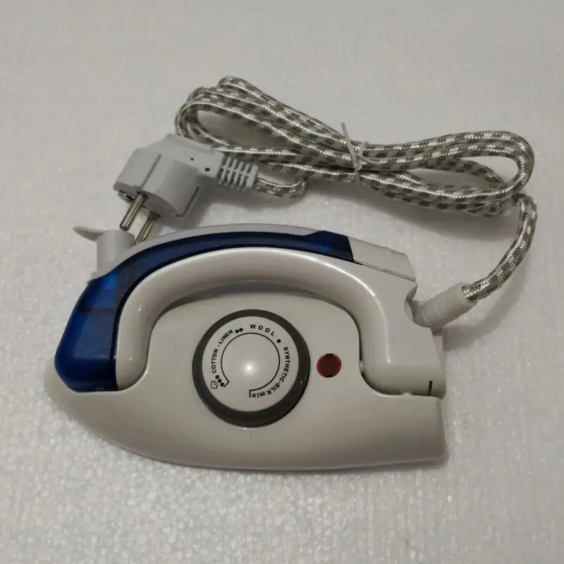 

2019 Mini Steam Iron With Europe Standard Plug spray steamer teflon baseplate