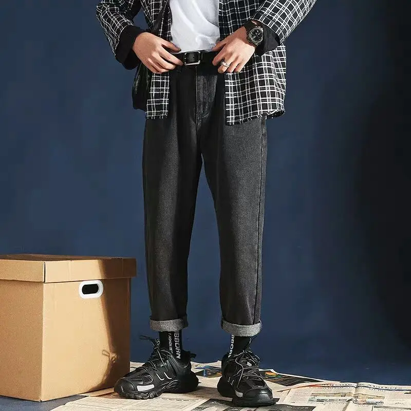 Оптовая продажа 2019; сезон весна-лето; теплые мужские джинсы стрейч свободные ретро корейских студентов из невыцветающей ткани подростков