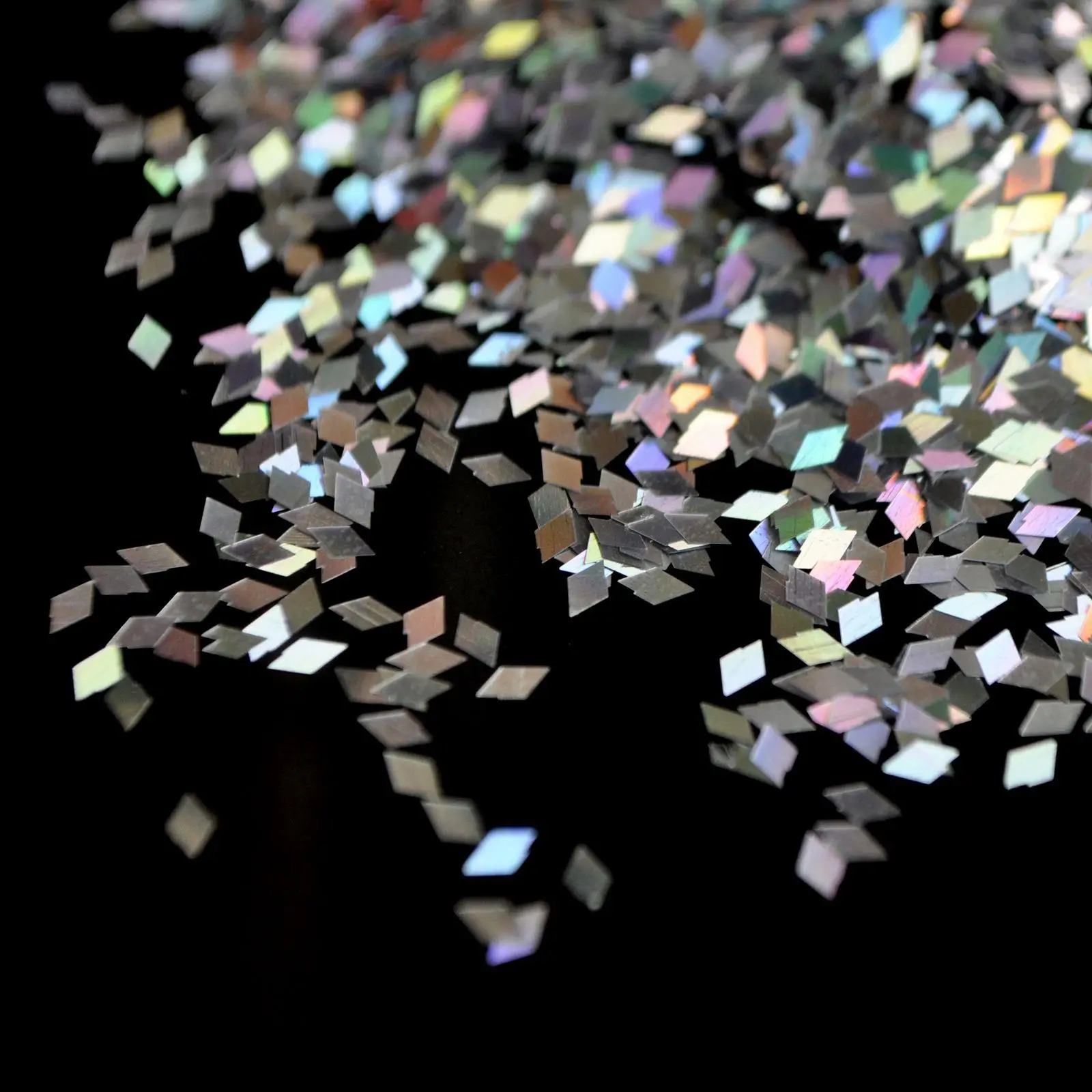

Laser Silver Color Holographic Glitter 2mm Diamond Shape Rhombus Paillette Nail Art Tools Decoration Sequins LB100