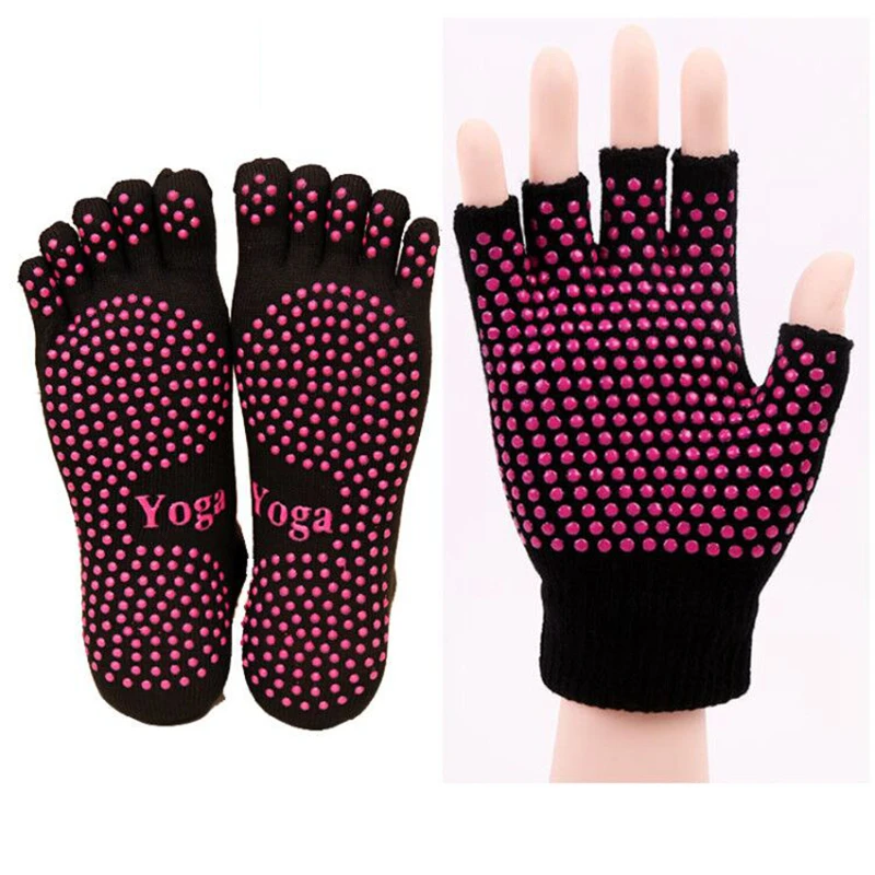 

Yoga Socks Ladies Sport Pilates Socks Ballet Dance Socks Five fingers silicone dots non-slip Socks&Gloves Set Newest good price