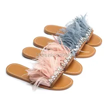 Scarpe donna/Роскошная модная женская пляжная обувь; летние сандалии; повседневные шлепанцы без застежки на плоской подошве; женские шлепанцы с перьями из кристаллов; Уличная обувь