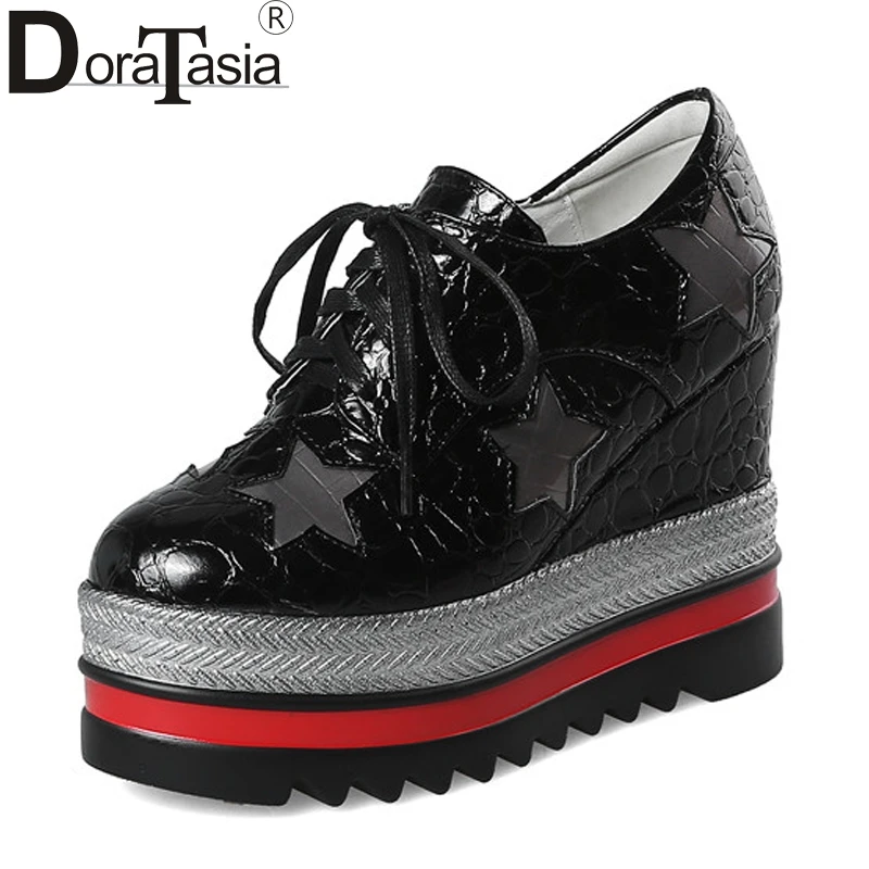 

DoraTasia Women's Lace Up High Heels Hidden Wedges Round Toe Platform Casual Sneakers Spring Shoes Oxfords