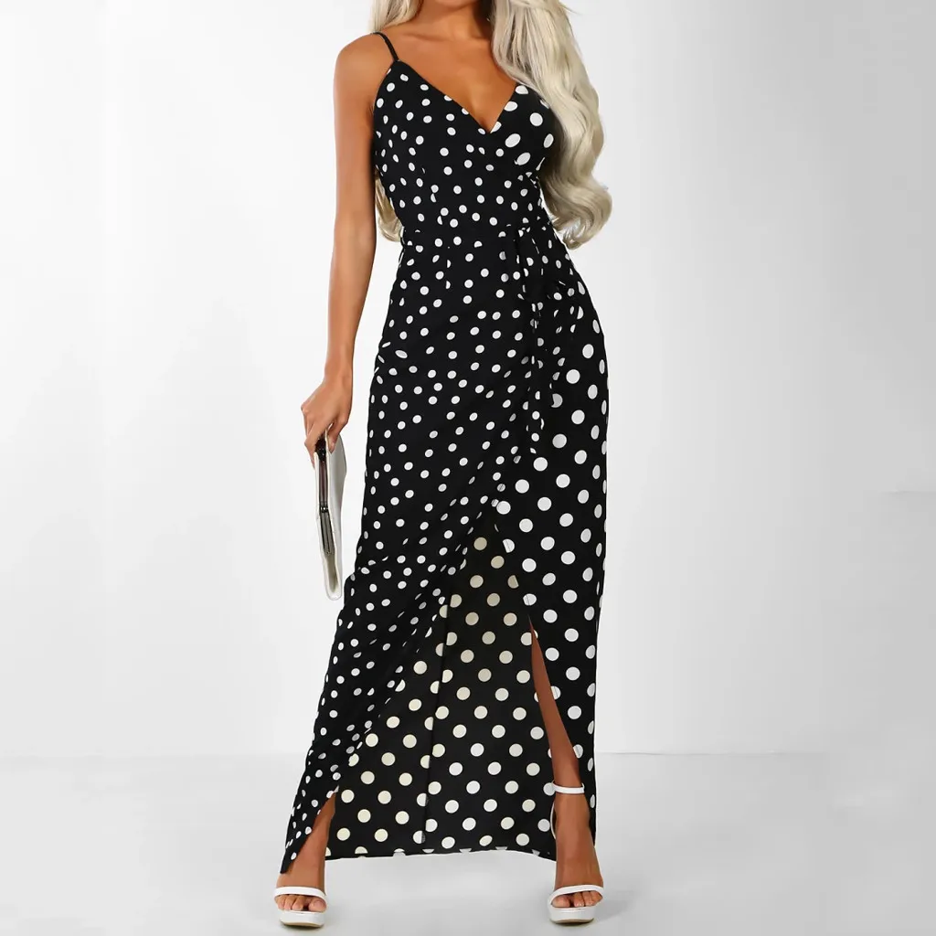 Женское платье макси в стиле бохо с v-образным вырезом и открытыми плечами