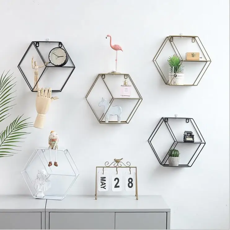 

Hexagon Shape Metal Wall Rack Iron Flower Vase Holder Multi-use Metal Wall Sundries Holder Wall Shelf Storage Basket
