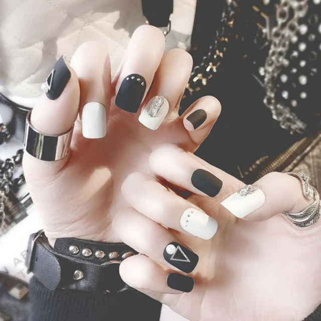24Pcs / Set Pre Design Black White Fake Nails Matte Frosted Short False Beautiful Nail Tips MS 11,in False Nails from Beauty \u0026 Health on