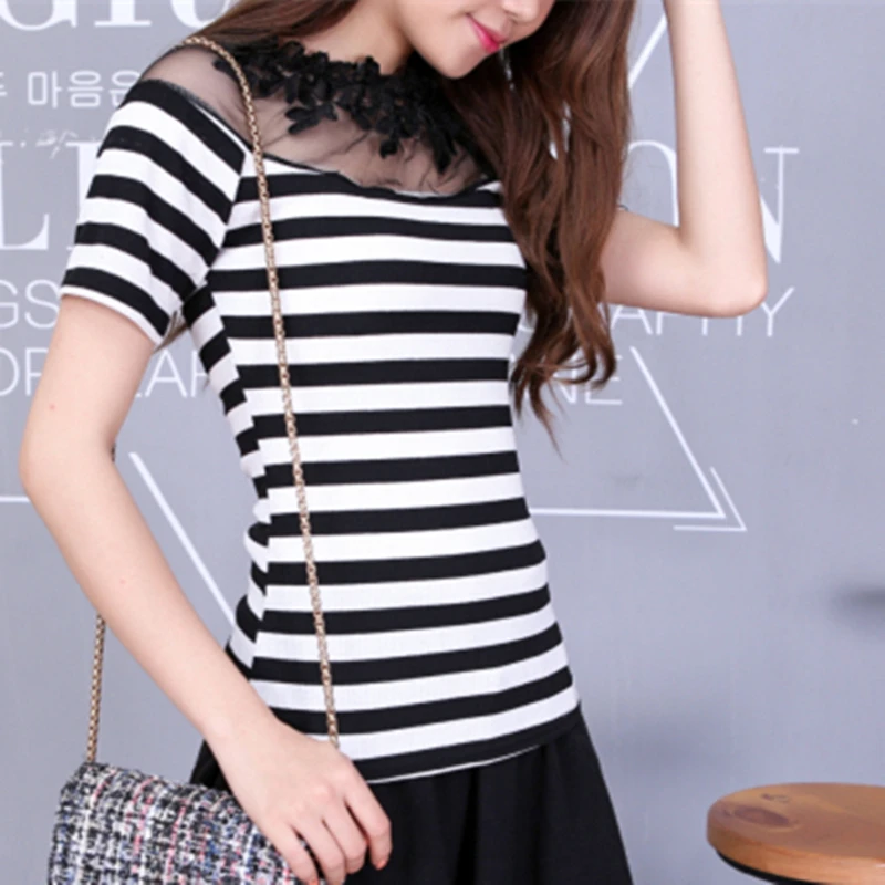 blusa de rayas blancas y negras