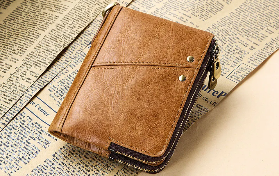 woman-wallet-red_16
