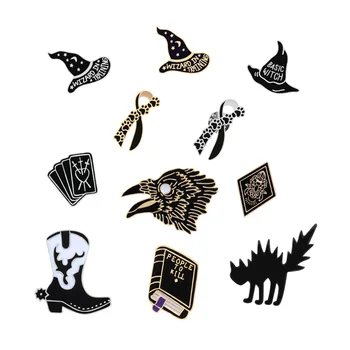

Dark Fashion Enamel Pins Shoes Boots Poker Book Eagle Brooch for Man Women Punk Cowboy Sweater Coat Decoration Fashion jewelry