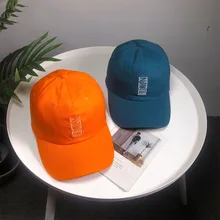 Корейская версия для мужчин и женщин новая шляпа с буквами дикая кепка Повседневная Защита от солнца, бейсболка, кепка бейсболка Мужские Женские шапки