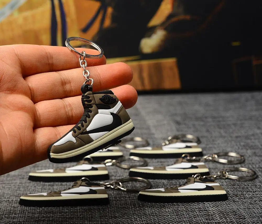 

Personality DIY Jordan Air Jordan 1 2D “Travis Scott” Sneaker Model Keychain Bag Box Pendant Couple doll accessory