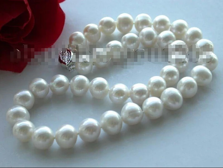 

Free shipping >>>>>>17" Genuine Natural 12mm Round white Pearl Necklace