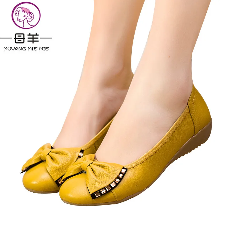 MUYANG MIE/ г. Женская обувь на плоской подошве размера плюс(34-43), весенние балетки из натуральной кожи на плоской подошве женские повседневные Мягкие лоферы, женская обувь - Цвет: Цвет: желтый