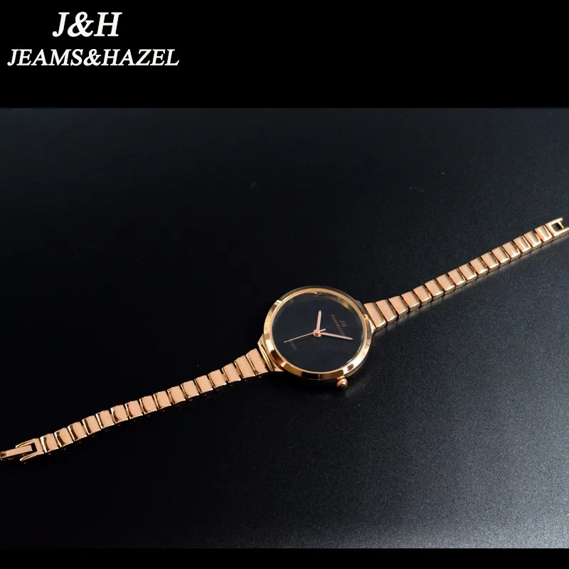 women watch (10)