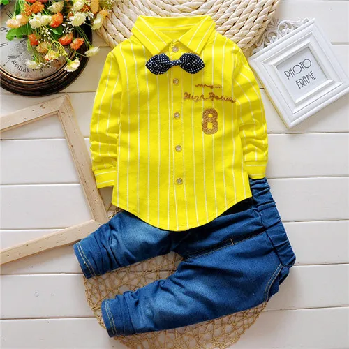 GEMTOT/ костюм для маленьких мальчиков, футболка+ джинсы, 2 предмета, полосатый кардиган, галстук-бабочка, модный джинсовый костюм, буквенно-цифровой 8 одежды - Цвет: Цвет: желтый