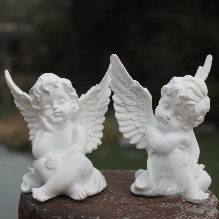 

Pastoral Resin Cupid Angel Crafts Ornaments Home Livingoom Table Figurines Decoration Outdoor Park Statue Decor Wedding Gifts