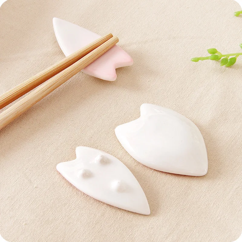 4pcs-5pcs/set ceramic chopstick holder Flower petals design Fork Spoon stand rest Chopstick Rack Tableware Kitchen utensils