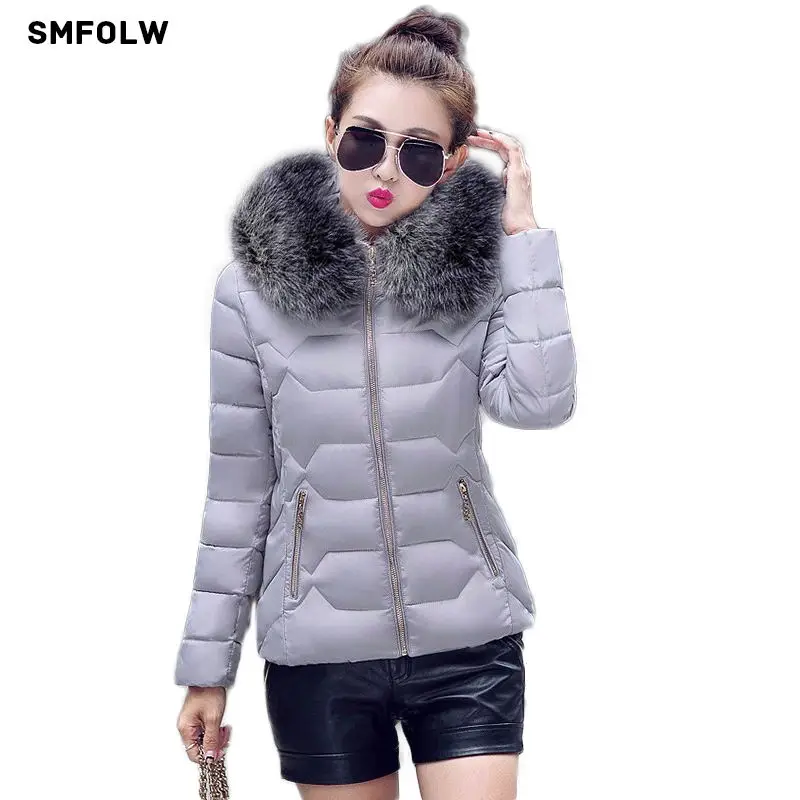 

Fake Raccoon Fur Collar 2017 New Fashion Winter Jacket Women Women Parkas Warm Down Jacket Female outerwear Winter Coat