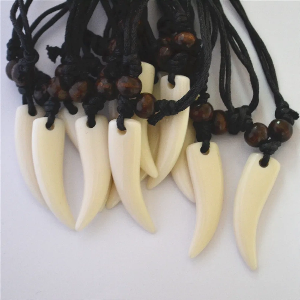 

Wholesale New Arrival Best Selling White Black Color Shell Yak Bone Ox Horn Tooth Pendants Necklaces For Women Men 12Pcs/Lots