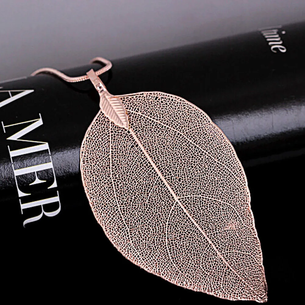 

Sweater Coat Necklaces Ladies Girls Special Leaves Leaf sweater Pendant Necklace Long Chain Jewelry for Womens bijou Gift 533