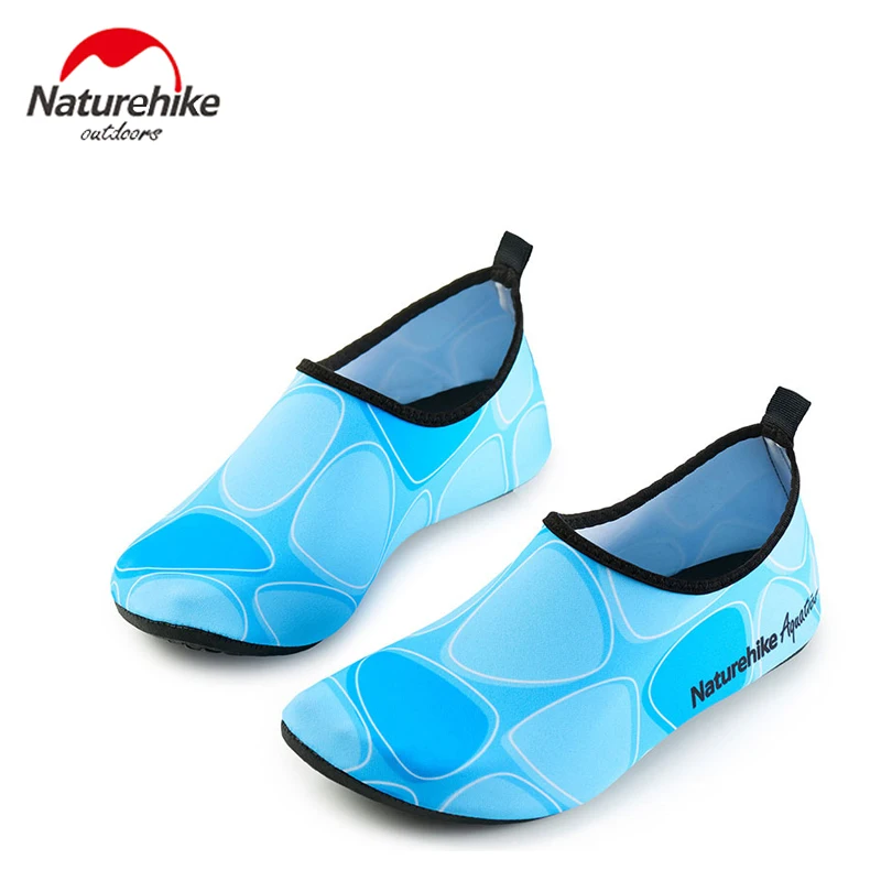 

Naturehike Outdoor Swimming Ultralight Elastic Water Shoes Aqua Socks Beach Shoes For Man and Woman NH18S001-X