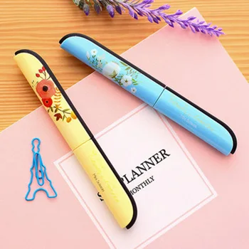 

Creative Pen Design Student Safe Scissors Paper Cutting Art Office School Supply With Cap Kids Stationery DIY Tool COLOR RANDOM