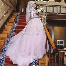 Arabic Pink Muslim Wedding Dress Dubai High Neck With Hijab Lace Ball Gown Wedding Dress Turkish Bridal Gowns For Wedding Party