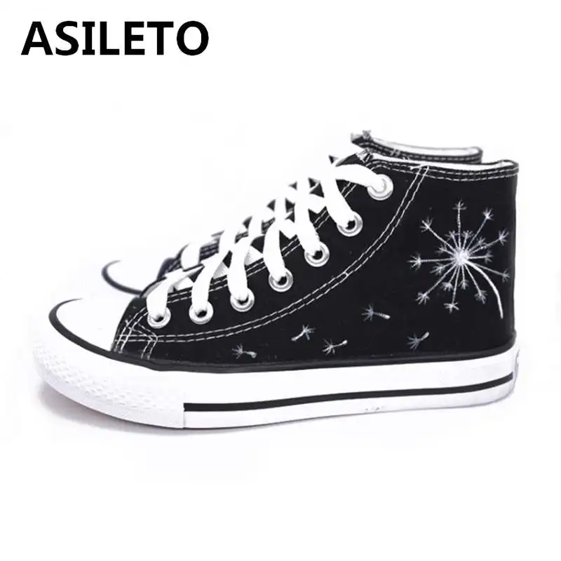 

ASILETO New Spring Shoes women lace up Canvas Sneakers Sapatos feminino White Black Round toe Women flats high top G039