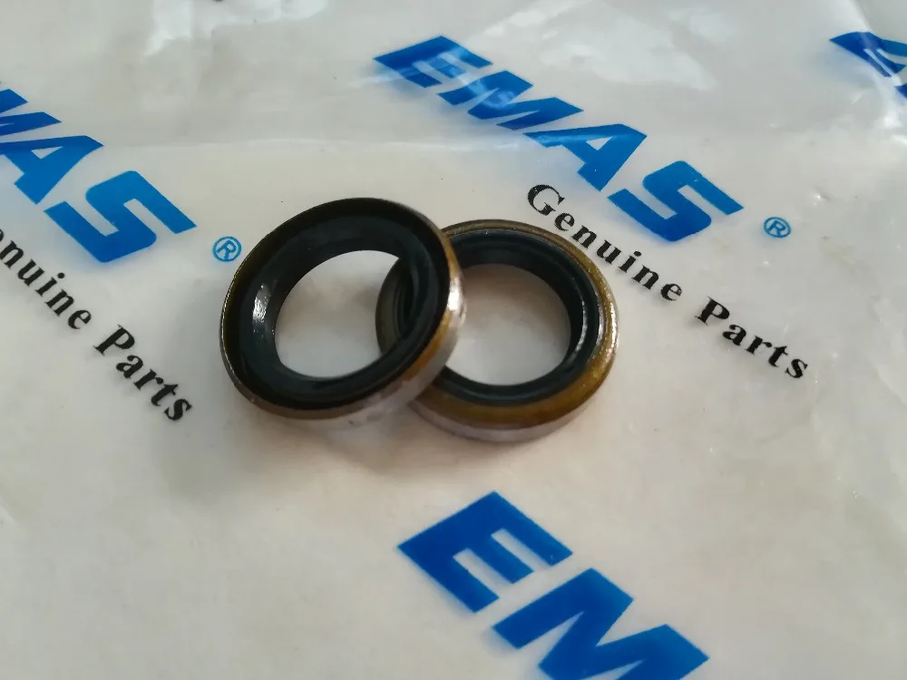 

2PCS OIL SEAL 15*22*4 FOR STIHL MS660 066 MS650 CHAINSAW