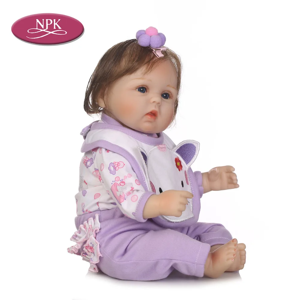 NPK 45CM Lifelike Reborn babies Silicone Doll Soft Cloth Body Newborn Princess Girl Doll With Baby Basket + Soft Toys Kid Gifts (5)