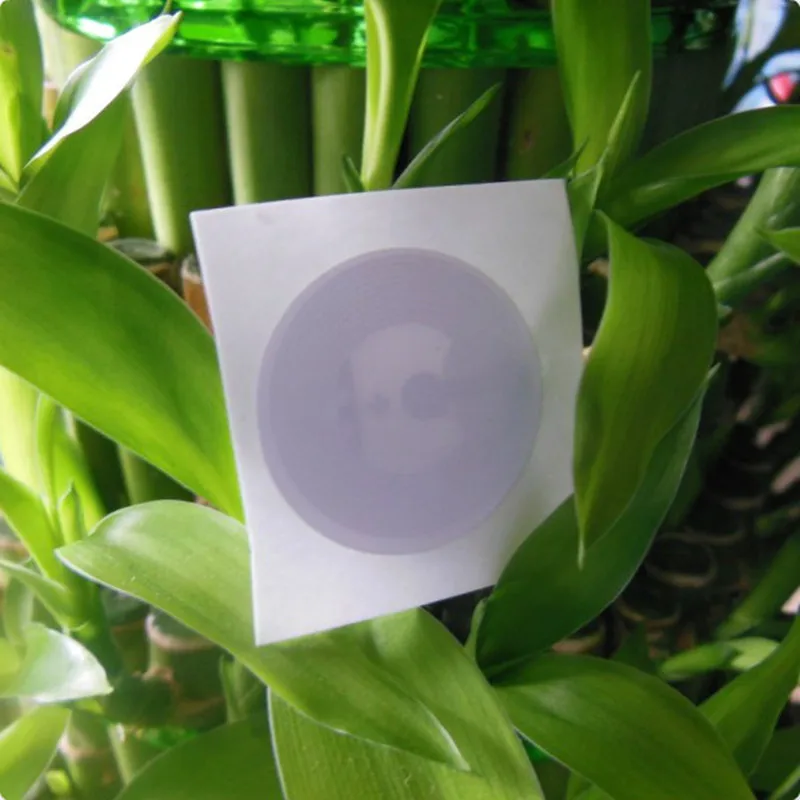 

20 Pieces NTAG215 NFC TAG All NFC Phone Available NFC Adhesive Labels High Performance NFC Stickers
