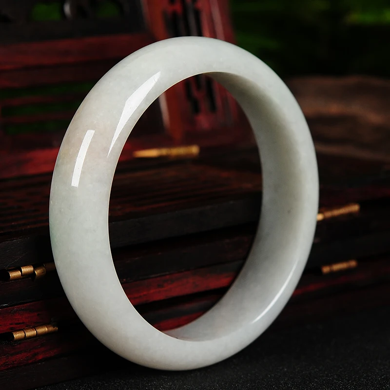 

Authentic natural A goods jade bracelets light green jade Myanmar jade bracelet female models 58# circle mouth to send mother