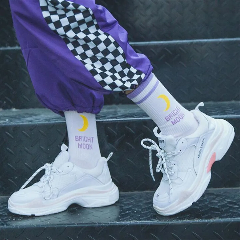 Японские милые длинные носки в стиле Харадзюку, женские хлопковые носки с яркой луной, забавные фиолетовые лунные носки для Скейтборда для девочек и женщин