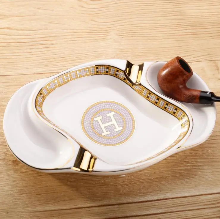 

2018 new Pipe cigar ashtray dual-use creative European painted ceramic ashtray gift custom hot sale