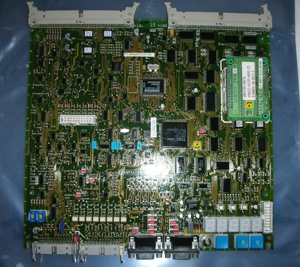 

C98043-A1600-L1-11 используется в хорошем состоянии