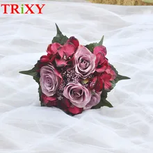 TRiXY B20, элегантные свадебные аксессуары, букет невесты, цветы в руках, винно-красная роза, искусственные цветы, свадебные букеты
