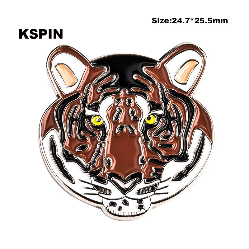 

Tiger Metal Badges On A Pin Brooch Jewelry Rozetten Papier XY0115