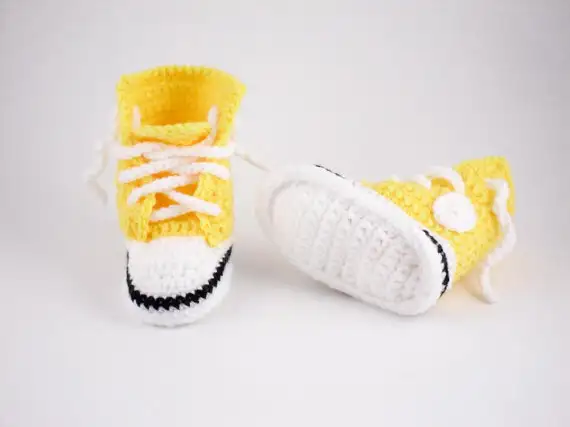 converse jaune bebe