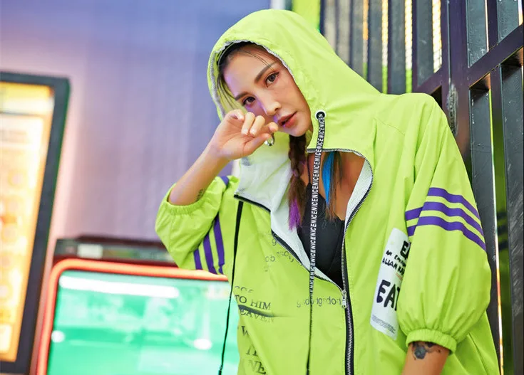 11108292790_2005419740