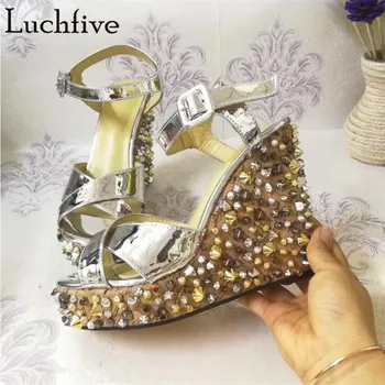 

Sexy Metal Rivets Platform High Heels Sandals Open Toe Gold Wedges Shoes For Women Ankle Buckle Strap Sandalias Mujer 2019