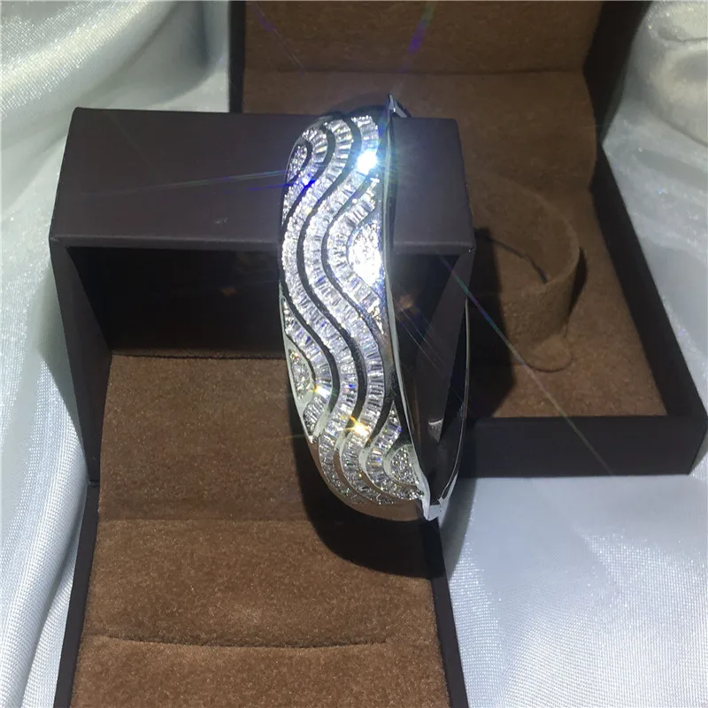 Женский браслет с фианитами золотистый и белый цвета 5 А|bangle bracelet|bangle bracelets for