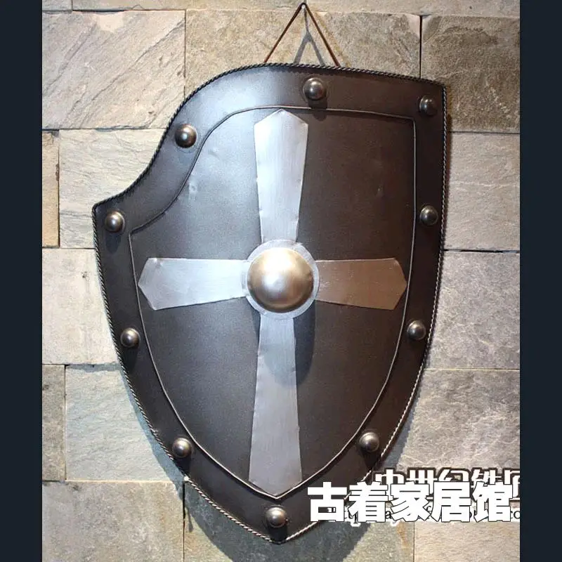 Овальный щит. Боевой щит. Средневековый щит. Щит толедо геральдический рыцаря. Щиты дарк соулс 3.