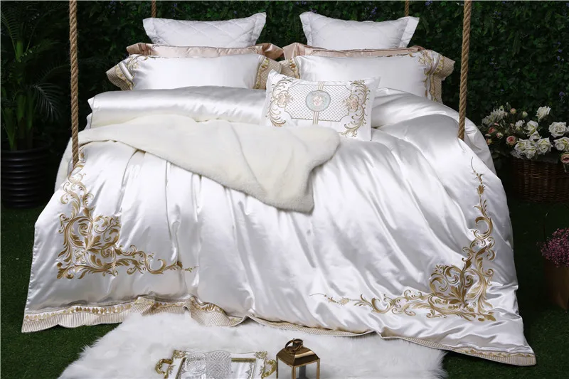 

Luxury white 100% silk cotton Royal embroidery Bedding Set King Queen Size Duvet Cover Bed Linen Bed sheet Pillowcases 4/7pcs