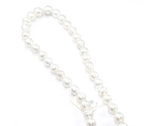 

ddh001115 AUSTRALIAN SOUTH SEA WHITE SEMI BAROQUE PEARL STRAND NECKLACE