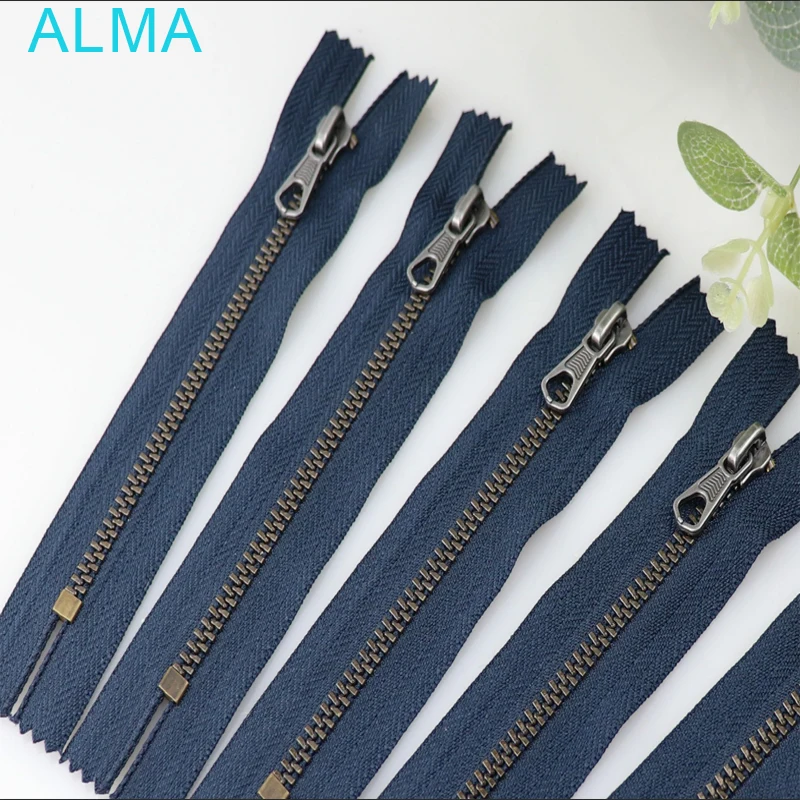 METAL ZIPPER 1