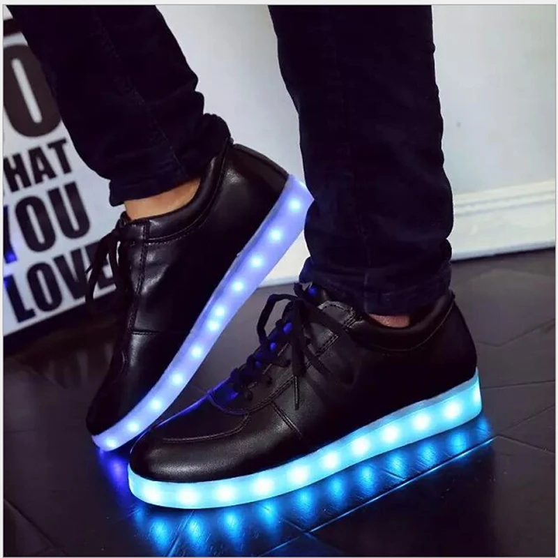 

YPYUNA Glowing sneakers Usb charging shoes do with Lights Up colorful Led tenis simulation Kids Luminous sneaker