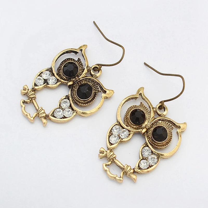 

Fashion Owl Inlaid Rhinestone Retro Earrings Classical Hollow National Wind Earrings for Women Gifts Oorbellen Brincos