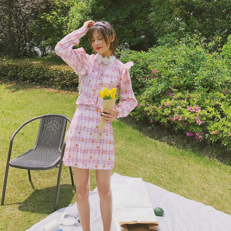 

Sweet pink summer two piece set girls chiffon blouse o neck zipper mini skirt flattering women sets sale new arrivals 2019