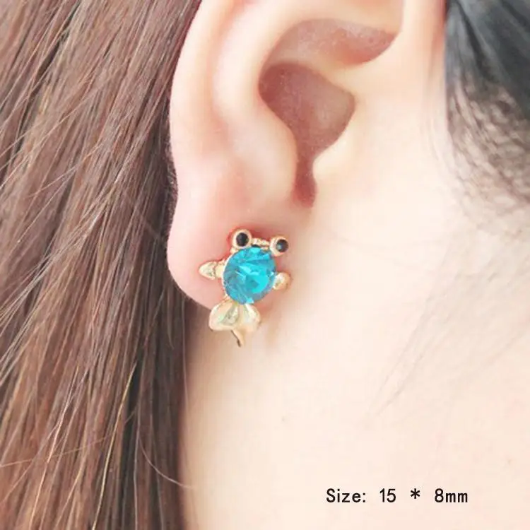 

Charming Jewelry Gold Fish Shaped Crystal Rhinestones Inlaid Woman Earrings Color Gold Silver Plated EAR-0630