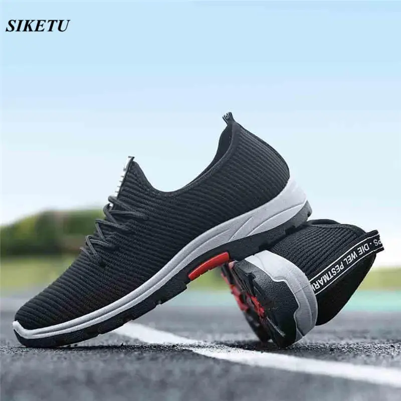احذية الجري الرجال أحذية رياضية الصيف المدربين Zapatillas Deportivas Hombre حذاء كاجوال بفتحات تهوية Sapato Masculino Krasovki L * 5 احذية الجري الرجال أحذية رياضية الصيف المدربين Zapatillas Deportivas Hombre حذاء كاجوال بفتحات تهوية Sapato Masculino Krasovki L * 5
